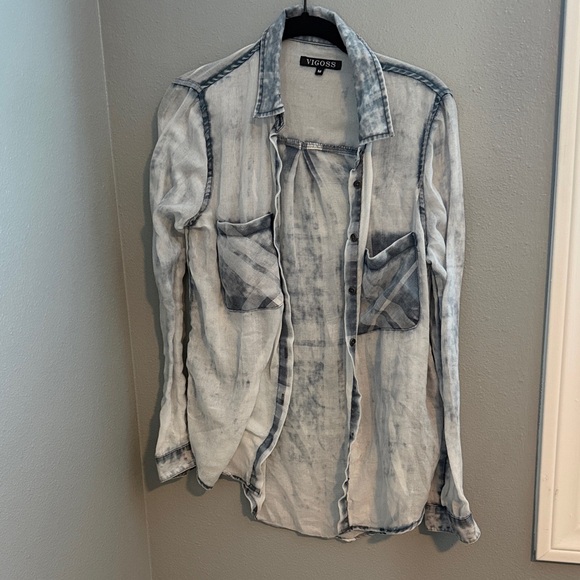 Vigoss Tops - Vigoss Women's Washed Denim Button Down Shirt